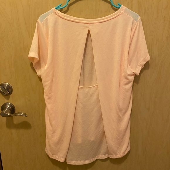 NWT under Armour shirt - Picture 1 of 3